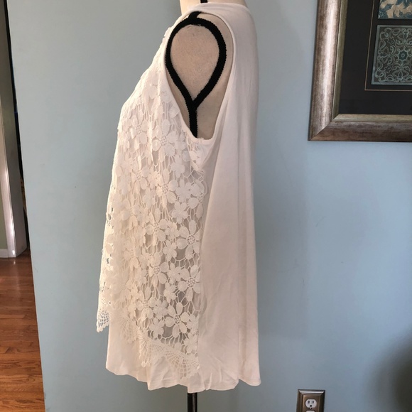 WOW WOW WOW Crochet Front Tank - Picture 4 of 6